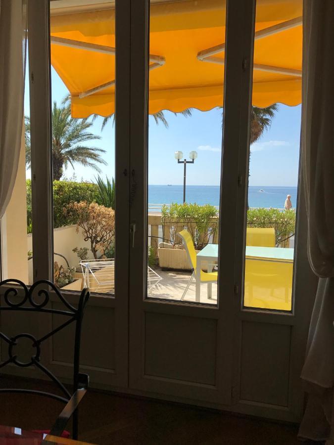Plage Du Midi Cannes Exterior photo